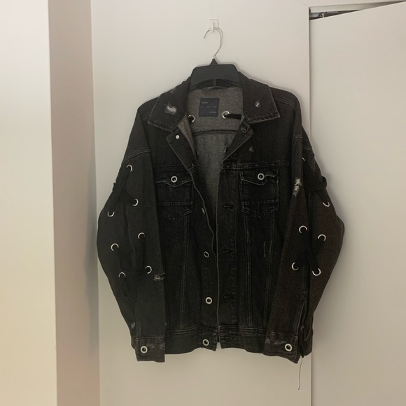 Zara Black Distressed Eyelet Lace-Up Denim Jacket - Picture 7 of 16